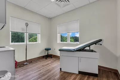 500 Park Avenue #200, Manalapan Township, NJ 07726 - Photo 35