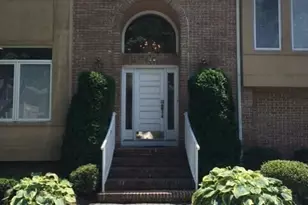 166 La Quinta Ct, Holmdel, NJ 07733 - Photo 1