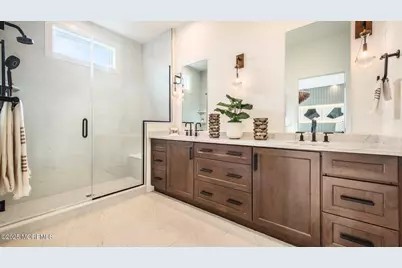 6 Waller Drive, Middletown, NJ 07748 - Photo 5