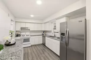 3 Riverwood Ct, Manchester Township, NJ 08759 - Photo 9