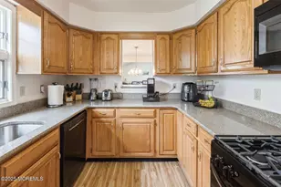 1640 Goldspire Rd, Toms River Township, NJ 08755 - Photo 3