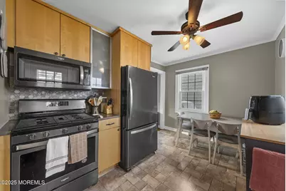 72 Barkalow Avenue, Freehold, NJ 07728 - Photo 9