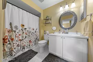 33 Oliver Ct, Freehold, NJ 07728 - Photo 21