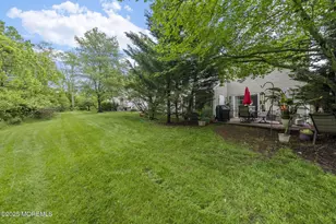 33 Oliver Ct, Freehold, NJ 07728 - Photo 23