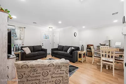 24 Calle De Elvira #B, Freehold, NJ 07728 - Photo 7