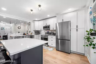 24 Calle De Elvira, Freehold, NJ 07728 - Photo 13