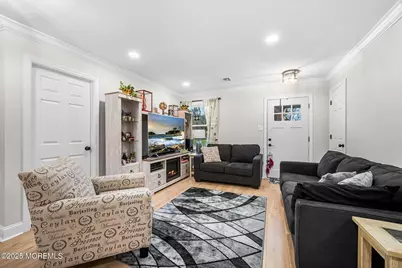 24 Calle De Elvira #B, Freehold, NJ 07728 - Photo 3