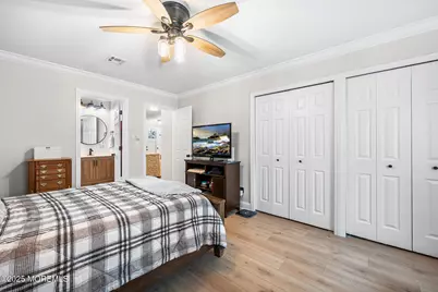 24 Calle De Elvira #B, Freehold, NJ 07728 - Photo 19