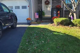 10B Molly Pitcher Ct, Monroe Township, NJ 08831 - Photo 1