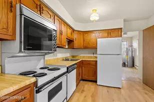 19 Dartmouth St, Whiting, NJ 08759 - Photo 7