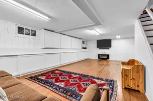 40 Buena Vista Ave, Fair Haven, NJ 07704 - Photo 17