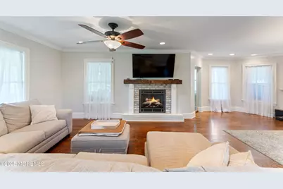 104 South Street, Eatontown, NJ 07724 - Photo 9