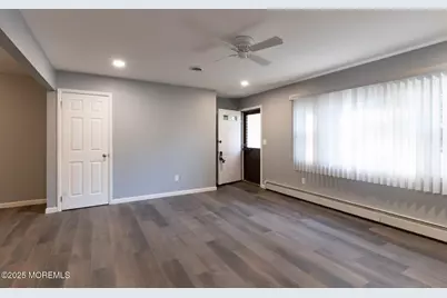 23 Burlington Court, Toms River Township, NJ 08757 - Photo 9