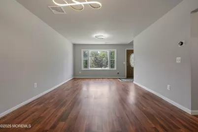 132 Millhurst Road, Manalapan Township, NJ 07726 - Photo 9