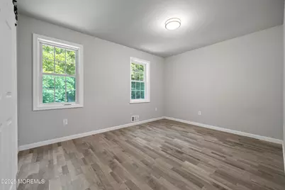 132 Millhurst Road, Manalapan Township, NJ 07726 - Photo 25