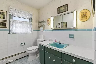 649 Spray Avenue, Beachwood, NJ 08722 - Photo 19