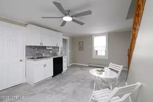 127 Sixth St, Hazlet Township, NJ 07734 - Photo 11