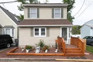 127 Sixth St, Hazlet Township, NJ 07734 - Photo 1