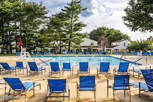 157 Tulip Ln, Freehold, NJ 07728 - Photo 23