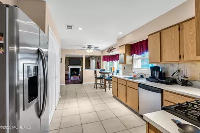 8 Hialeah Court, Howell Township, NJ 07731 - Photo 13