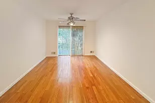 577 Windflower Ct, Morganville, NJ 07751 - Photo 7