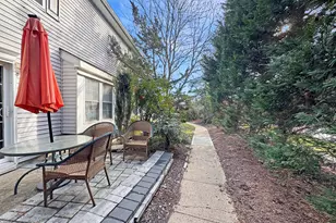 577 Windflower Ct, Morganville, NJ 07751 - Photo 3