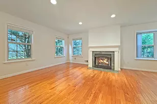 577 Windflower Ct, Morganville, NJ 07751 - Photo 5