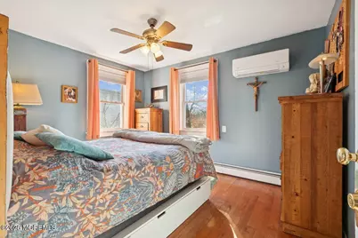 73 Jackson Street, Freehold, NJ 07728 - Photo 13