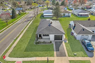 208 Bonaire Dr, Toms River Township, NJ 08757 - Photo 5