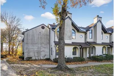 61 Tower Hill Drive #708, Red Bank, NJ 07701 - Photo 3