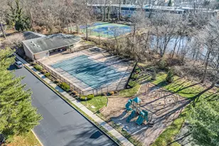 19 Helene Ct, Tinton Falls, NJ 07724 - Photo 29