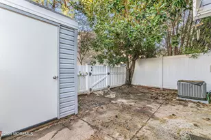 19 Helene Ct, Tinton Falls, NJ 07724 - Photo 23