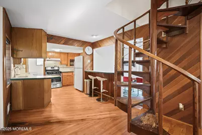 28 Florence Avenue, Leonardo, NJ 07737 - Photo 5