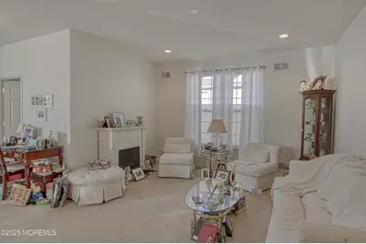 32 Winkle Court, Whiting, NJ 08759 - Photo 5