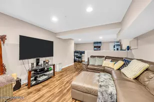 408 Blossom Cir, Dayton, NJ 08810 - Photo 19