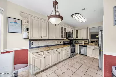 408 Blossom Circle, Dayton, NJ 08810 - Photo 3