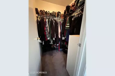 182 Tulip Lane, Freehold, NJ 07728 - Photo 17