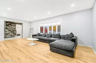 104 Pear St, Oakhurst, NJ 07755 - Photo 9