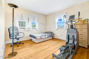 4 Brooke St, Oakhurst, NJ 07755 - Photo 29