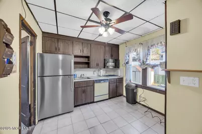 17 S Midland Avenue, Kearny, NJ 07032 - Photo 17