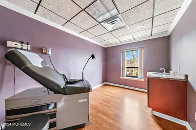 188 E Bergen Place, Red Bank, NJ 07701 - Photo 13