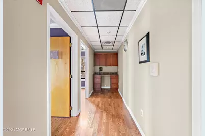 188 E Bergen Place, Red Bank, NJ 07701 - Photo 11