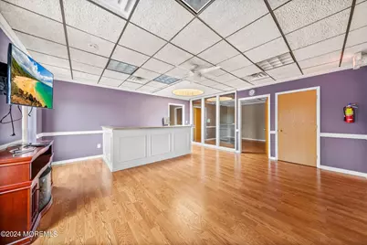 188 E Bergen Place, Red Bank, NJ 07701 - Photo 7