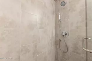 28 Riverside Ave, Red Bank, NJ 07701 - Photo 29