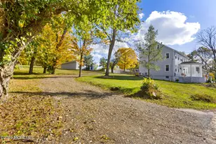 36 Chesterfield Rd, Columbus, NJ 08022 - Photo 3