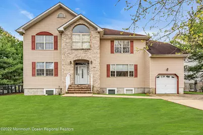 606 W Kennedy Boulevard, Lakewood, NJ 08701 - Photo 1