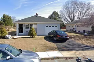 27 Montserrat St, Toms River Township, NJ 08757 - Photo 1
