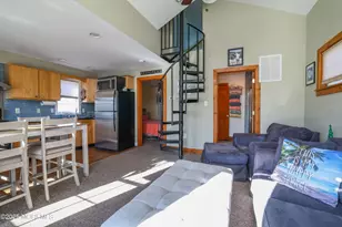 25B Carroll Ave, Tuckerton, NJ 08087 - Photo 5