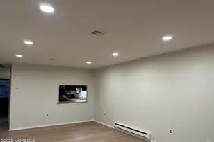 211 Covered Bridge Blvd, Manalapan Township, NJ 07726 - Photo 7