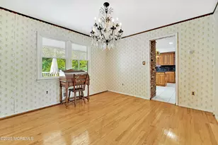 32 Woods Rd, Freehold, NJ 07728 - Photo 7